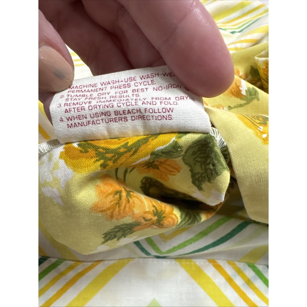 Vintage Cannon Monticello Pillowcase Set Yellow Floral Green Chevron 70s Muslin - Picture 6 of 8